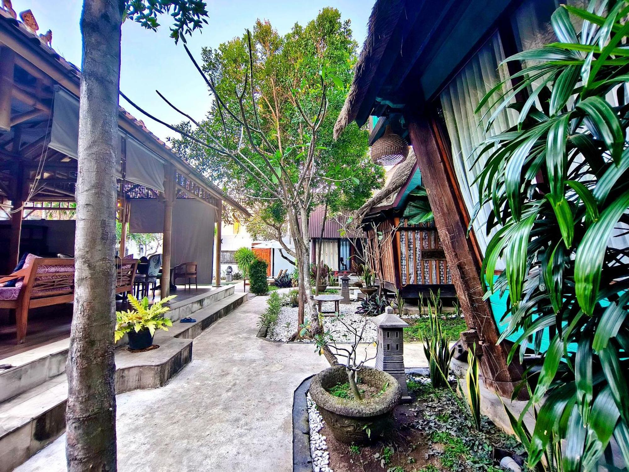 Bed and Breakfast Panda Lumbung Sanur Esterno foto
