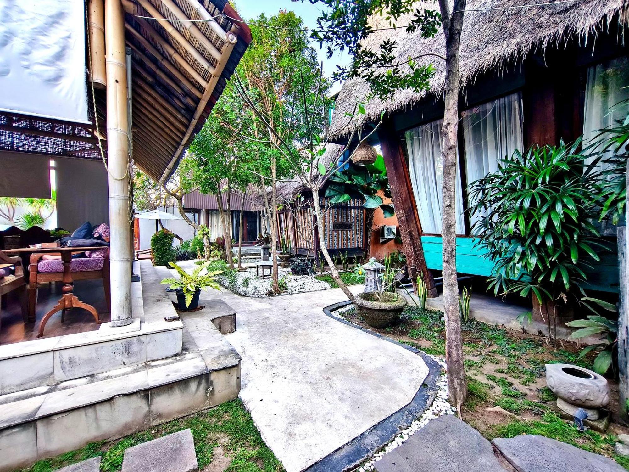 Bed and Breakfast Panda Lumbung Sanur Esterno foto