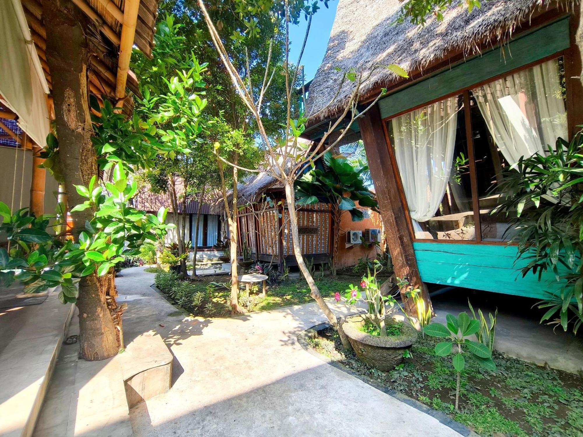 Bed and Breakfast Panda Lumbung Sanur Esterno foto