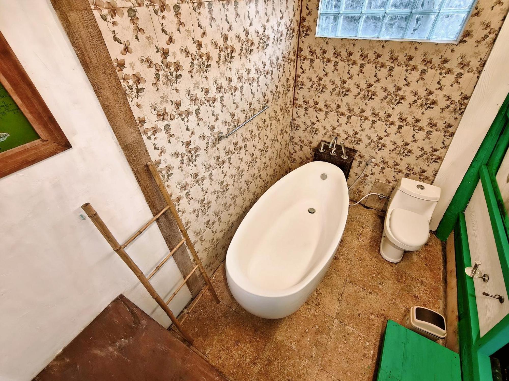 Bed and Breakfast Panda Lumbung Sanur Esterno foto