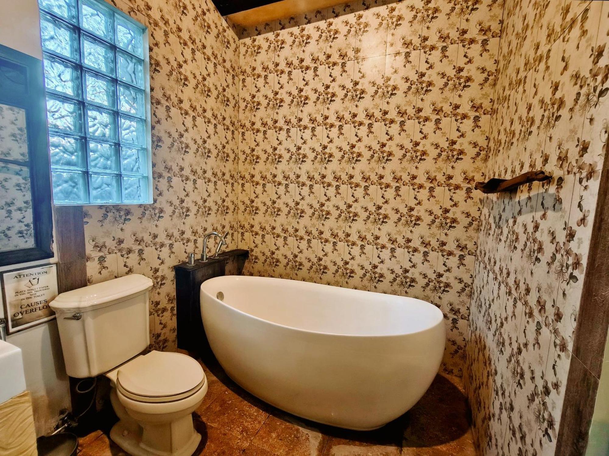 Bed and Breakfast Panda Lumbung Sanur Esterno foto